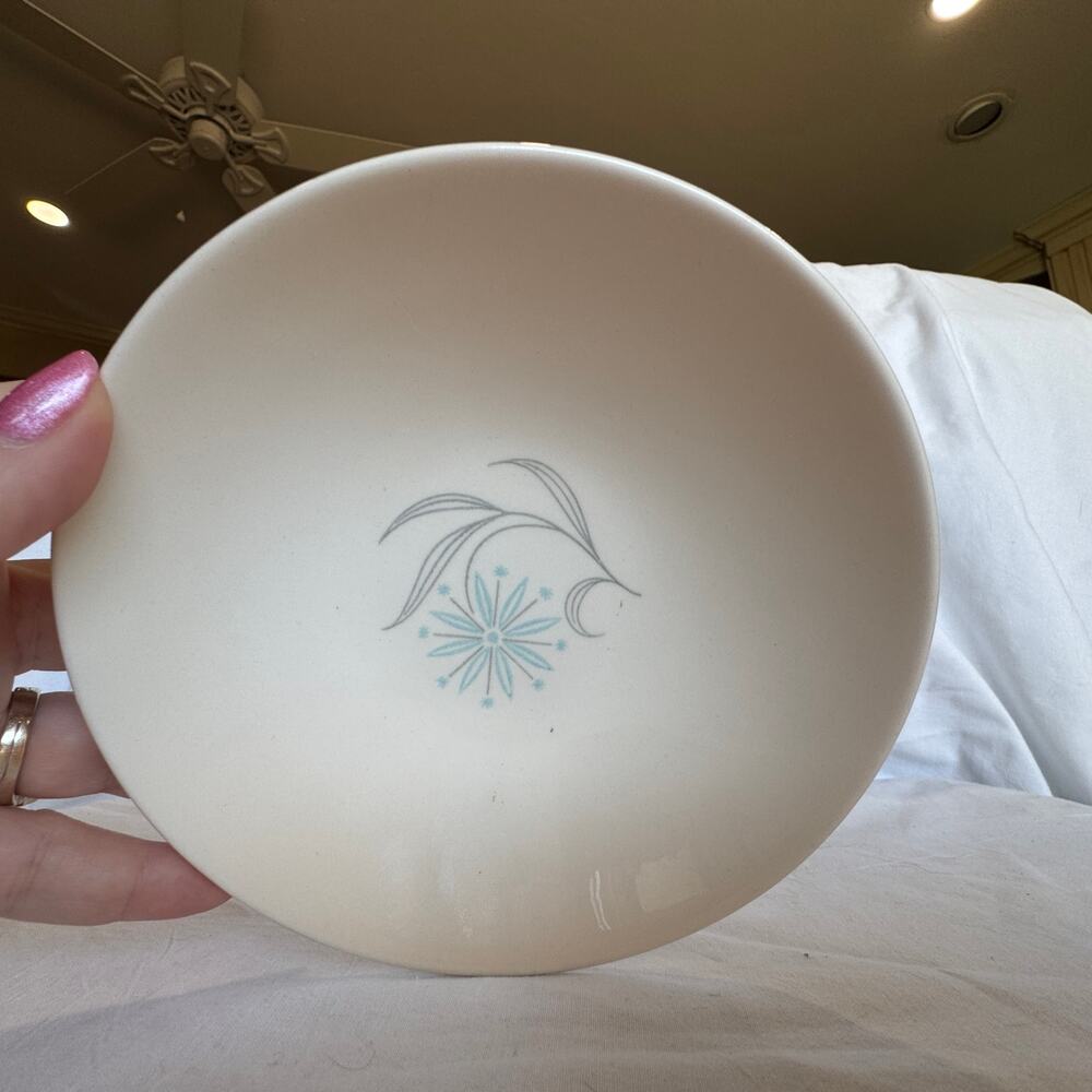 Vintage Cereal Bowl by Homer Laughlin in Blue Star Pattern Coupe 6 3/8"